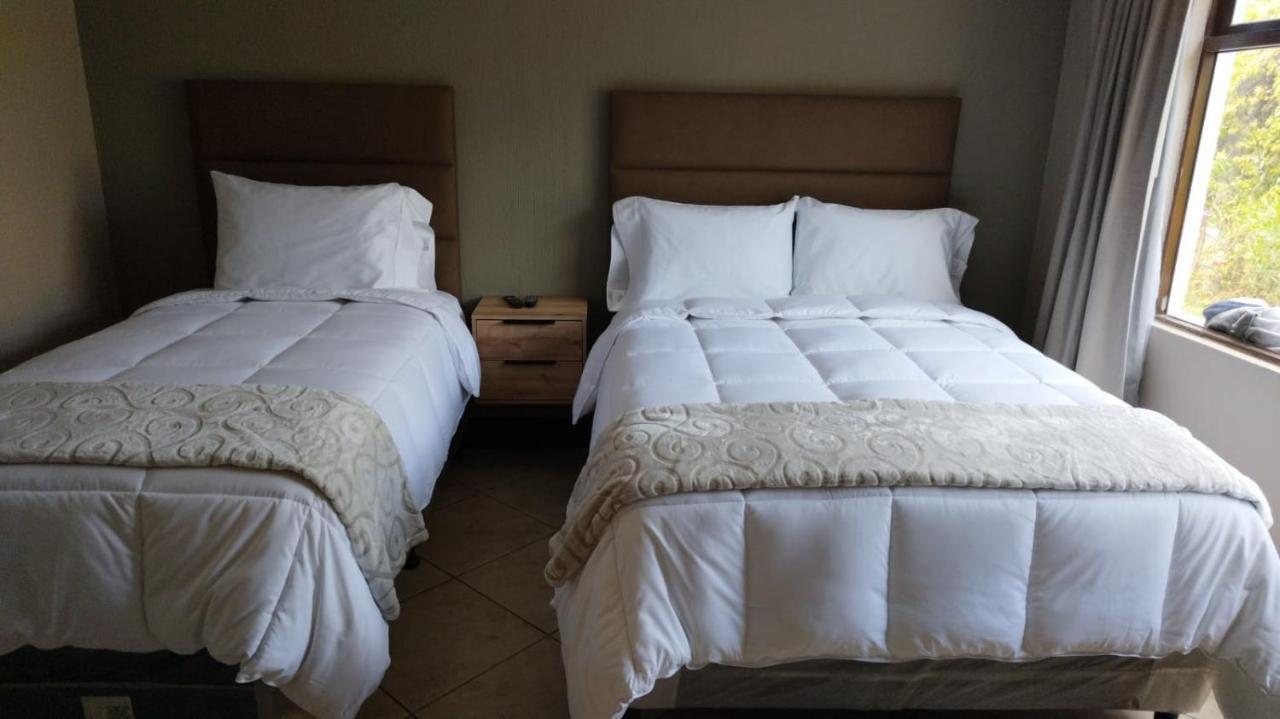 L'Aurora Inn Hostal Guatemala City Eksteriør bilde