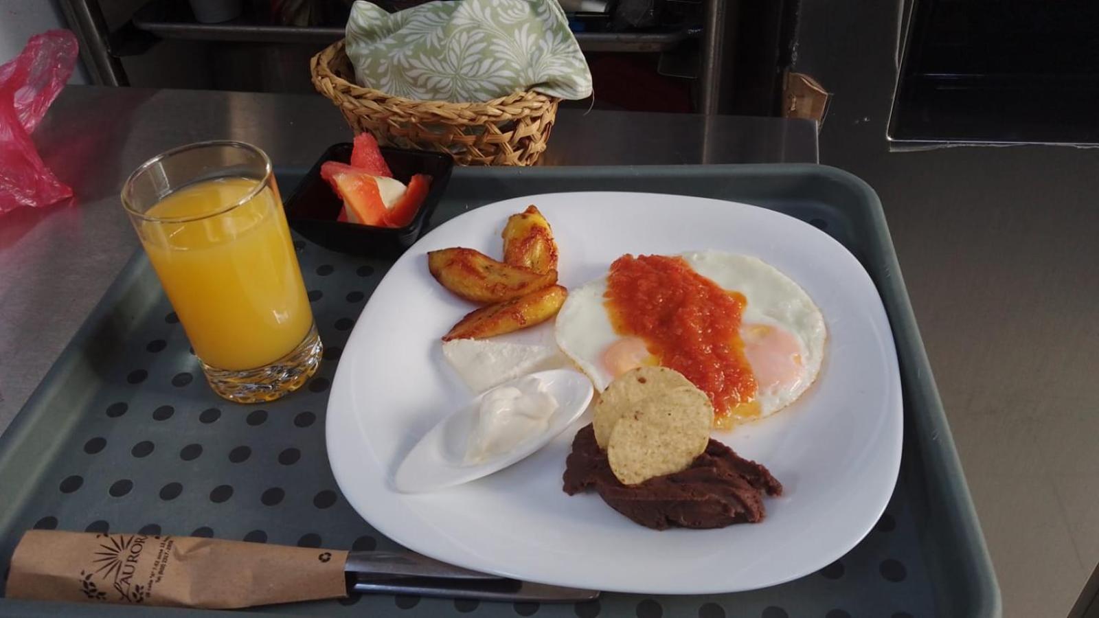 L'Aurora Inn Hostal Guatemala City Eksteriør bilde
